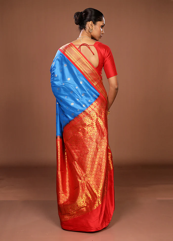 Blue Handloom Kanjivaram Pure Silk Saree With Blouse Piece - Image 3
