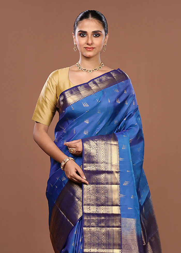 Blue Handloom Kanjivaram Pure Silk Saree With Blouse Piece