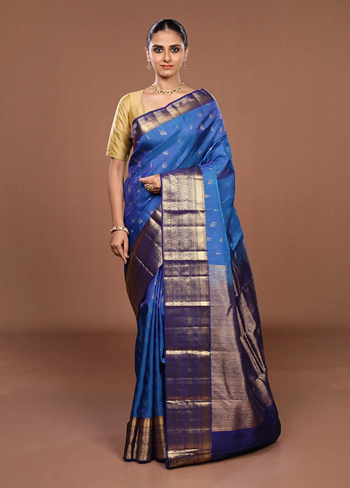 Blue Handloom Kanjivaram Pure Silk Saree With Blouse Piece - Image 2