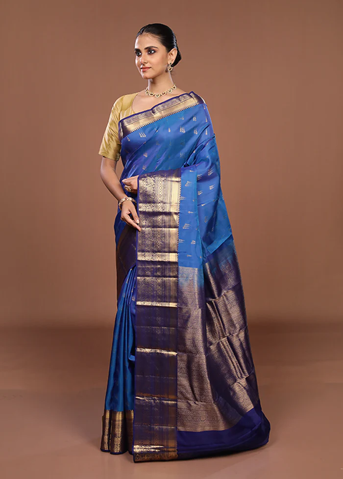 Blue Handloom Kanjivaram Pure Silk Saree With Blouse Piece - Image 4