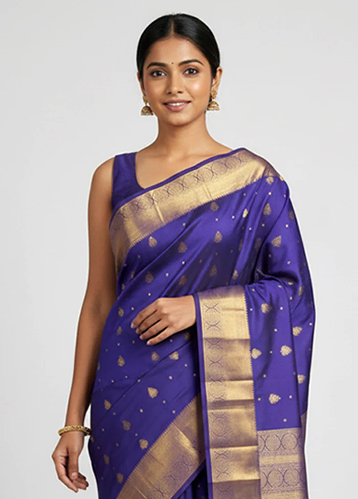 Blue Handloom Kanjivaram Pure Silk Saree With Blouse Piece - Image 2