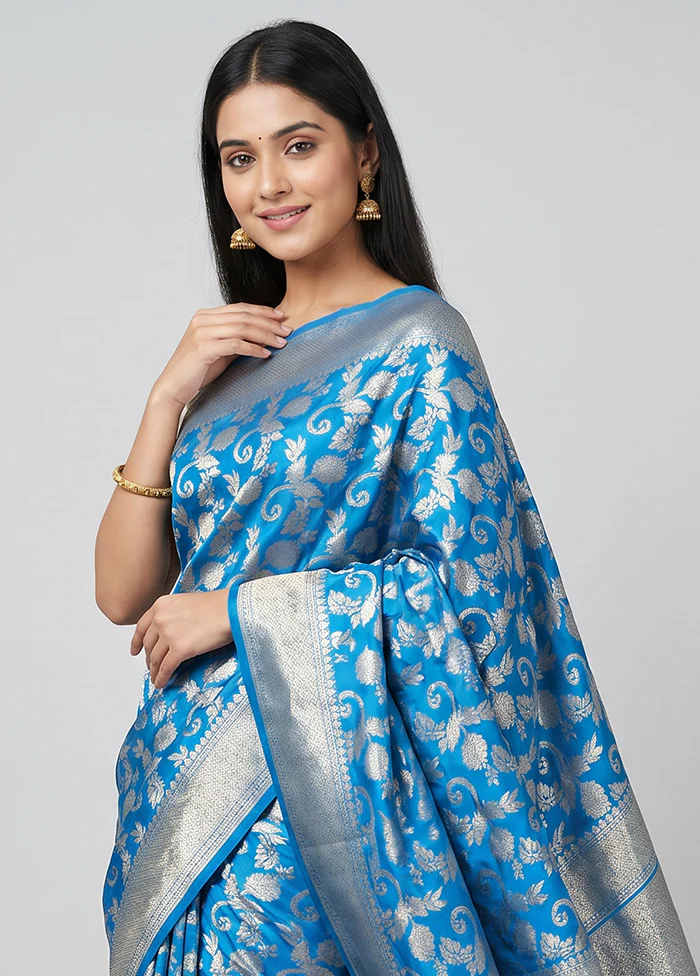 Blue Handloom Katan Pure Silk Saree With Blouse Piece - Image 2