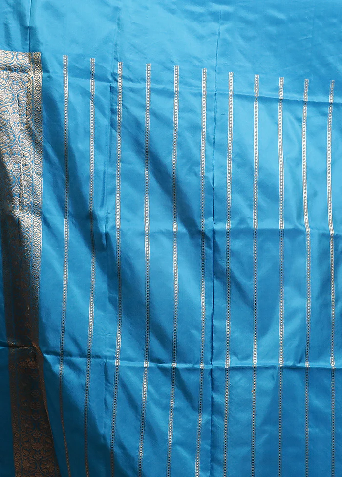 Blue Handloom Katan Pure Silk Saree With Blouse Piece - Image 5
