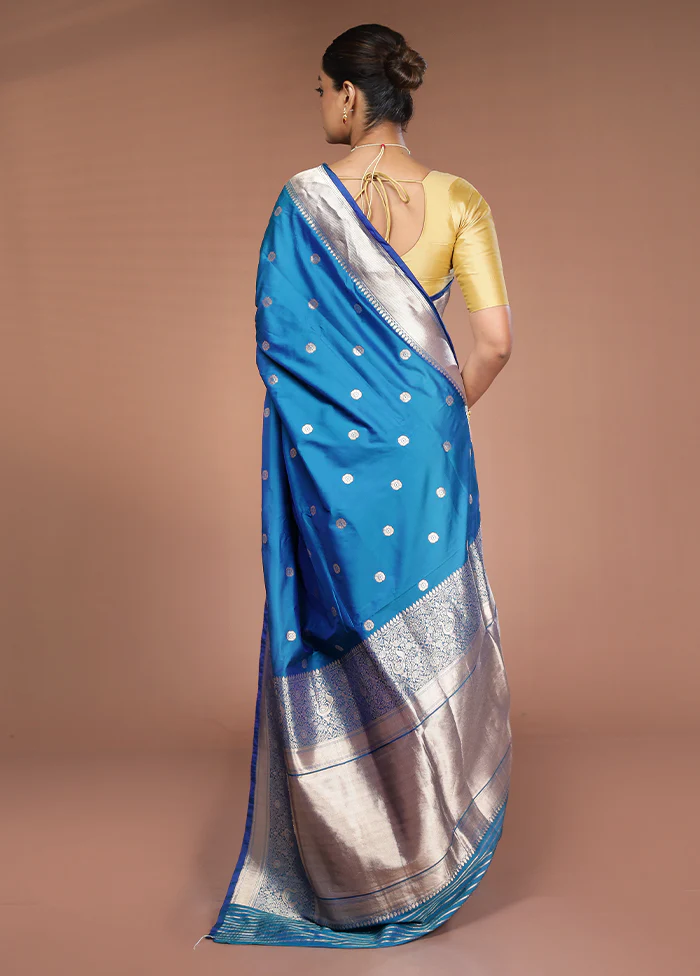 Blue Handloom Katan Pure Silk Saree With Blouse Piece - Image 3