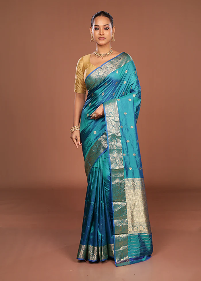 Blue Handloom Katan Pure Silk Saree With Blouse Piece - Image 2