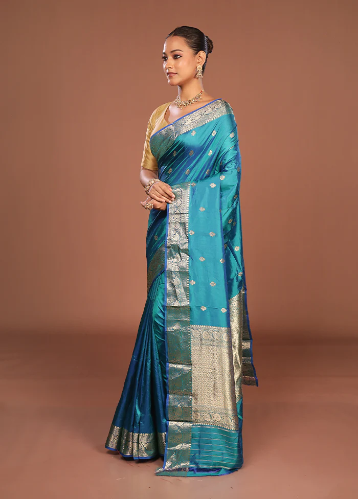 Blue Handloom Katan Pure Silk Saree With Blouse Piece - Image 4