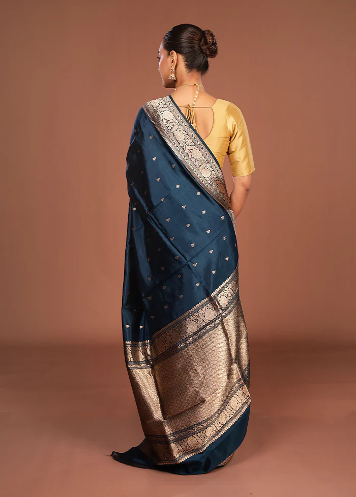 Blue Handloom Katan Pure Silk Saree With Blouse Piece - Image 3