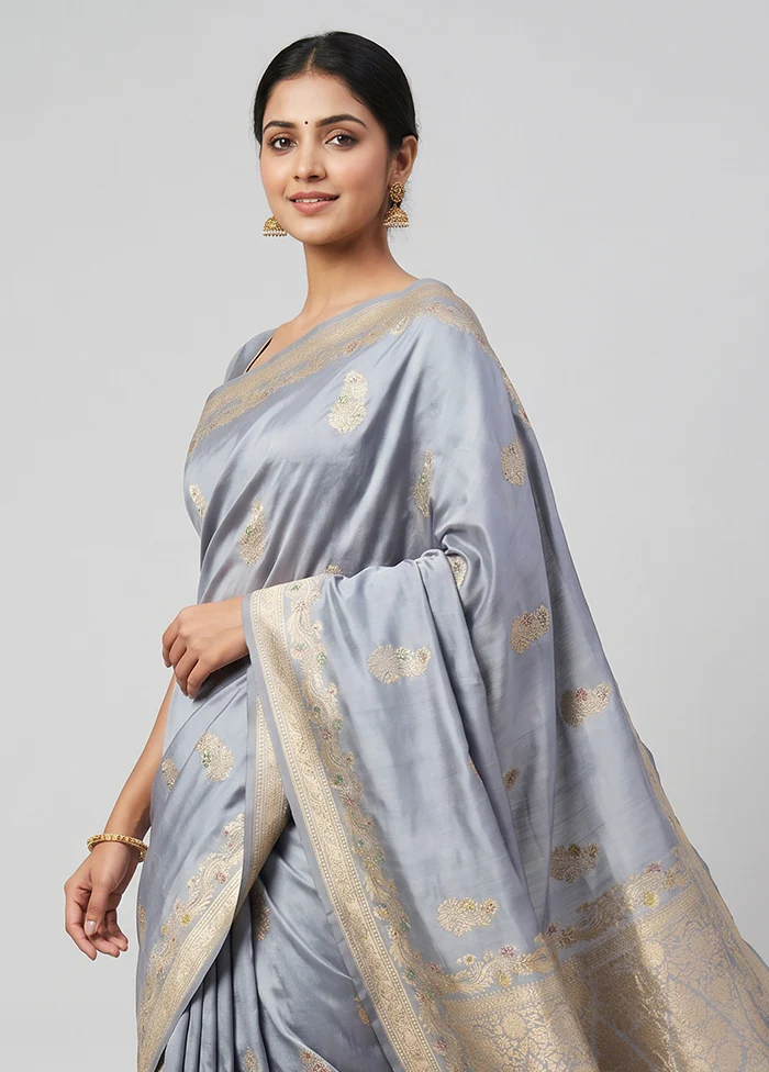 Blue Handloom Katan Pure Silk Saree With Blouse Piece - Image 2