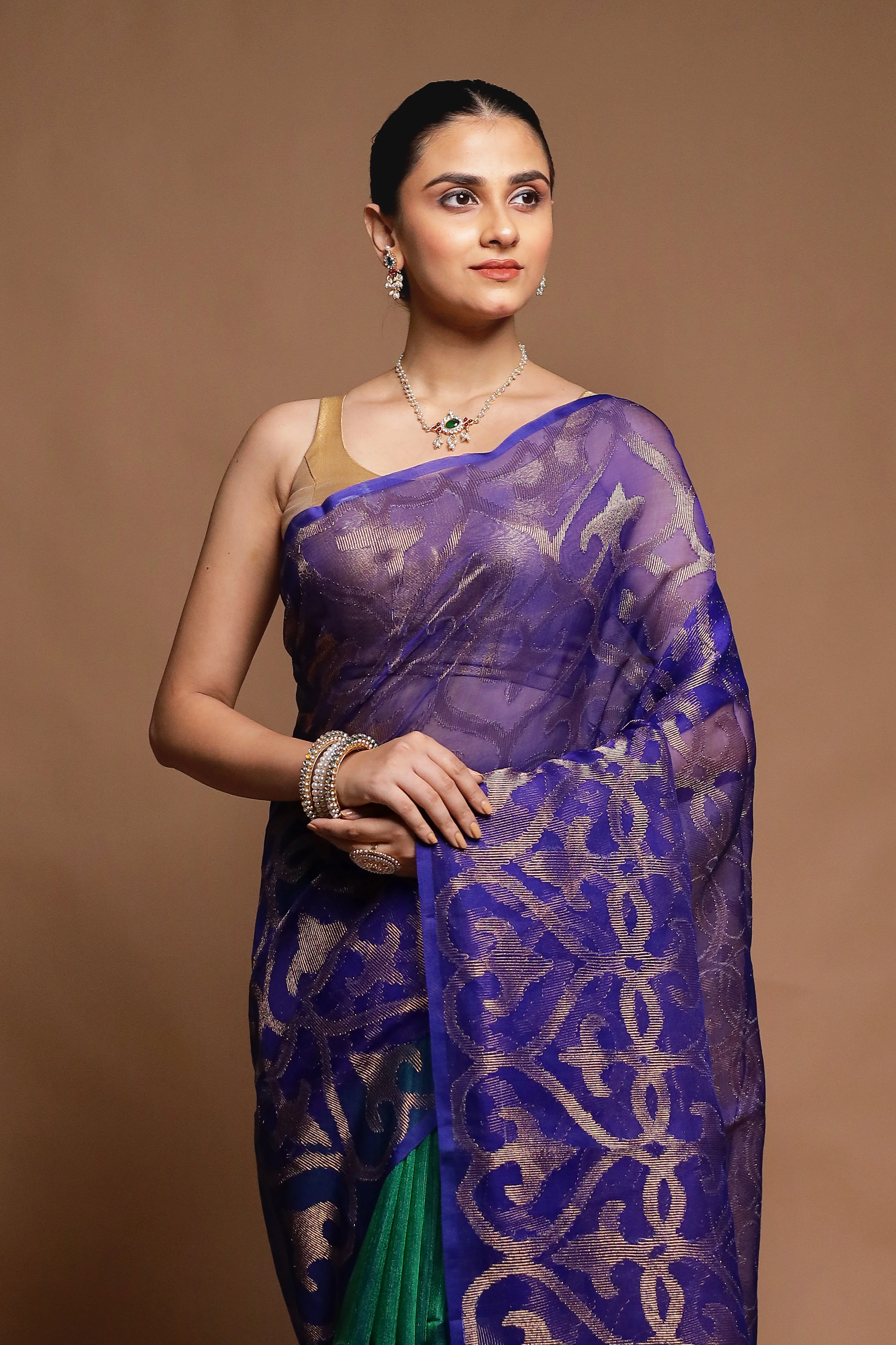 Blue Handloom Matka Pure Silk Saree With Blouse Piece - Image 2