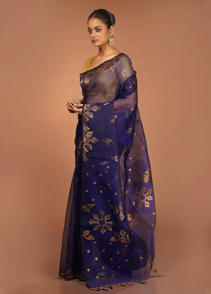 Blue Handloom Matka Pure Silk Saree With Blouse Piece - Image 4