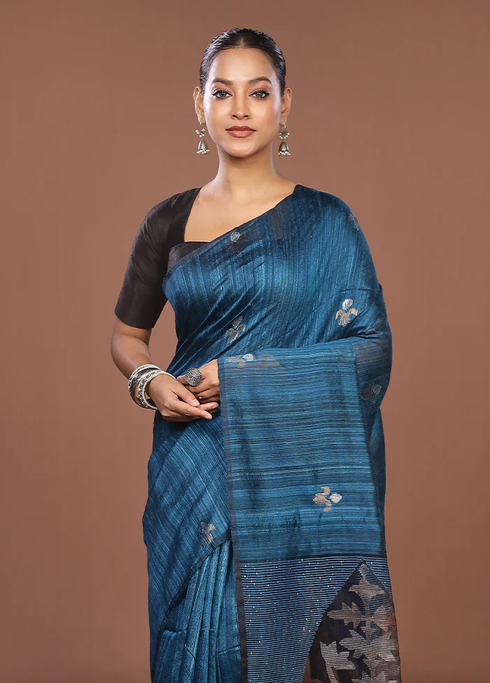 Blue Handloom Matka Pure Silk Saree With Blouse Piece