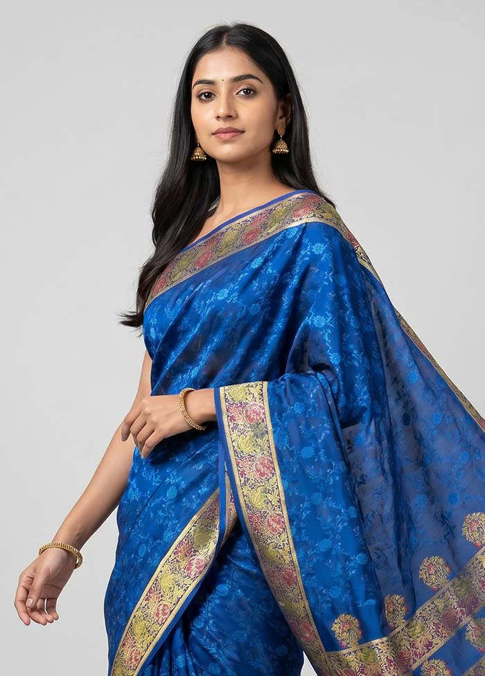Blue Handloom Tanchoi Silk Saree With Blouse Piece - Image 2