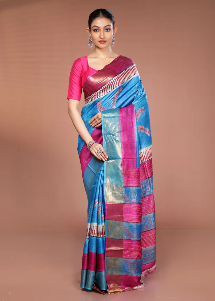 Blue Handloom Tussar Pure Silk Saree With Blouse Piece - Image 2