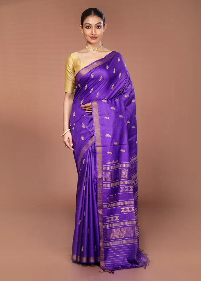 Blue Handloom Tussar Pure Silk Saree With Blouse Piece - Image 2