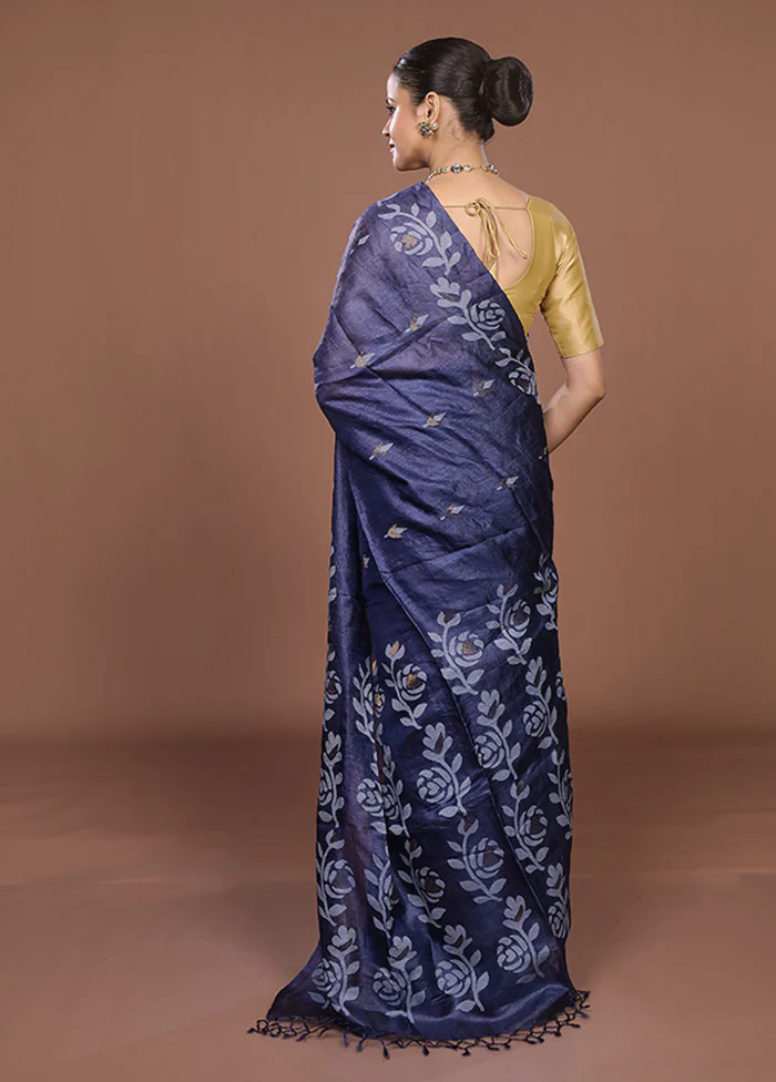 Blue Handloom Tussar Pure Silk Saree With Blouse Piece - Image 3