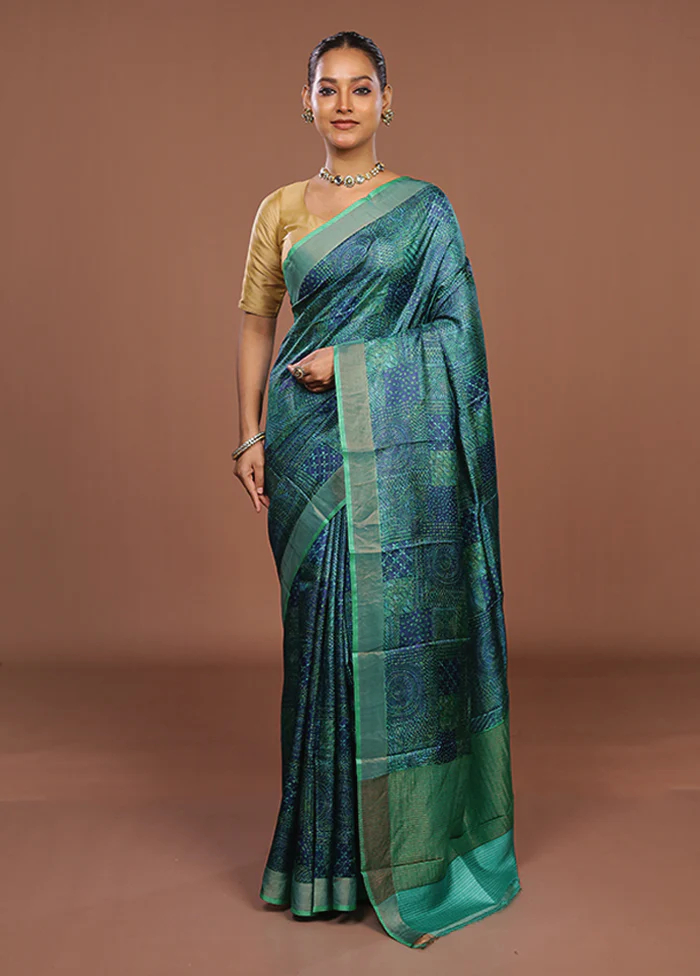 Green Handloom Tussar Pure Silk Saree With Blouse Piece - Image 2