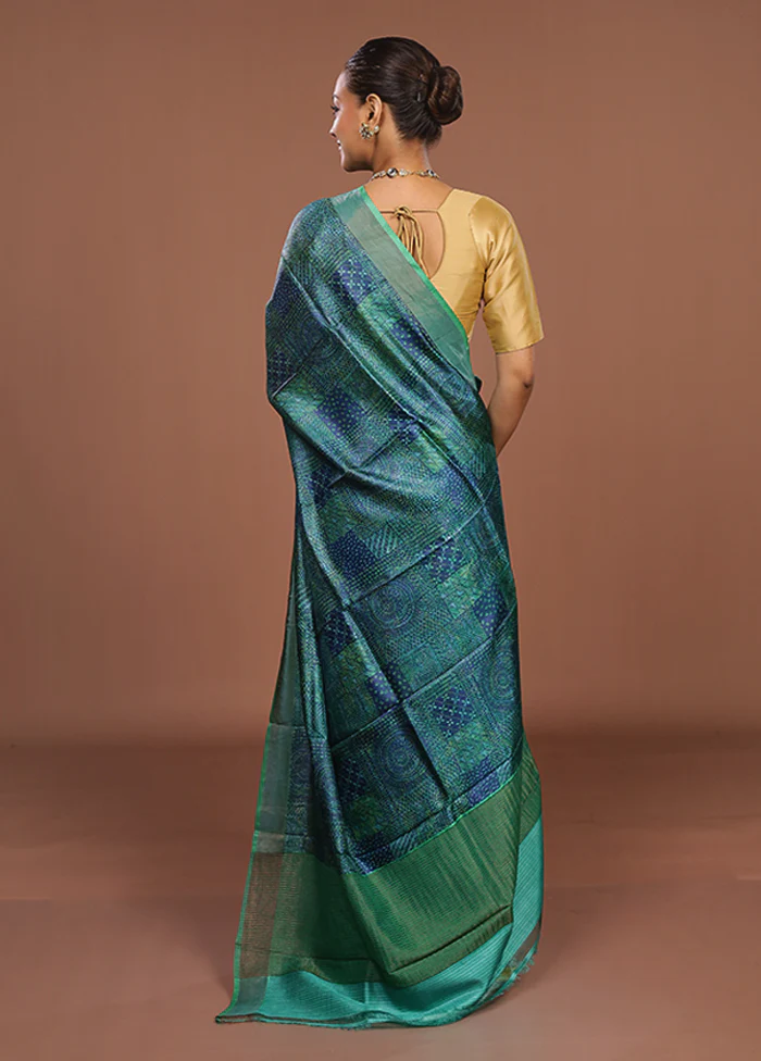Green Handloom Tussar Pure Silk Saree With Blouse Piece - Image 3