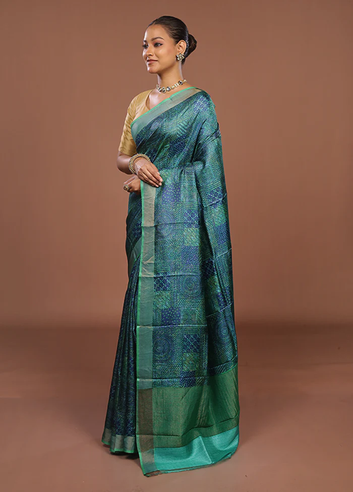 Green Handloom Tussar Pure Silk Saree With Blouse Piece - Image 4