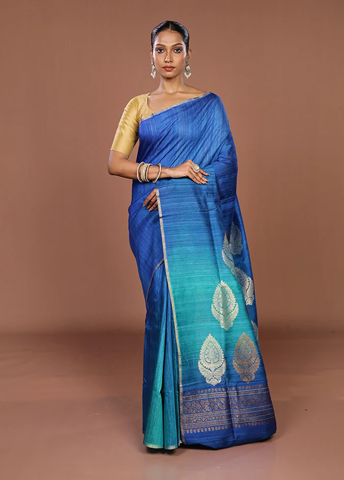 Blue Handloom Tussar Pure Silk Saree With Blouse Piece - Image 2