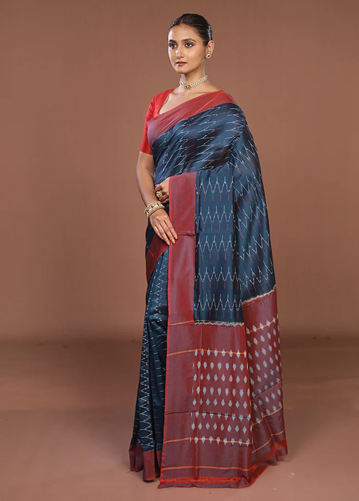 Blue Ikkat Silk Saree With Blouse Piece - Image 4