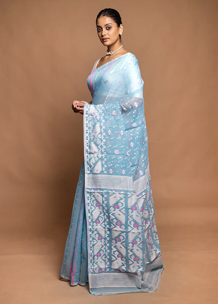Blue Tant Jamdani Saree Without Blouse Piece - Image 4