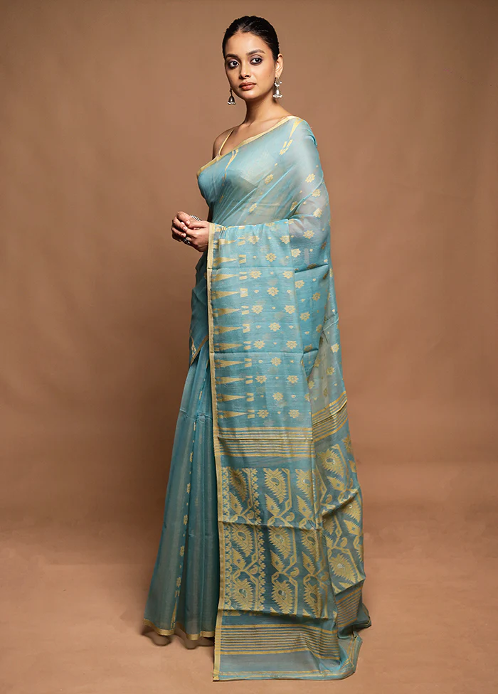 Blue Tant Jamdani Saree Without Blouse Piece - Image 4