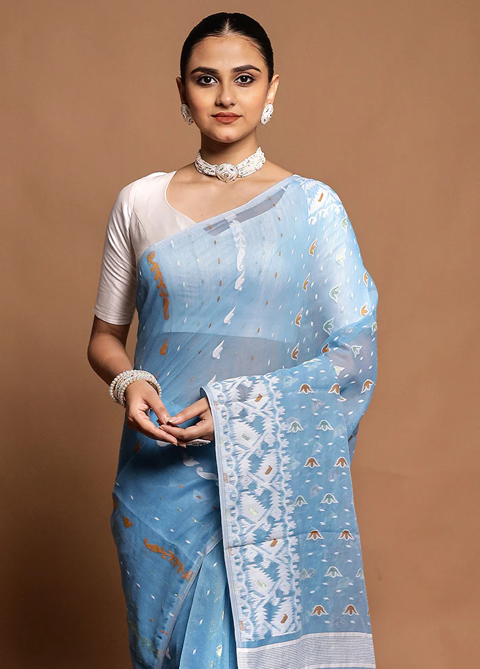 Blue Tant Jamdani Saree Without Blouse Piece - Image 2
