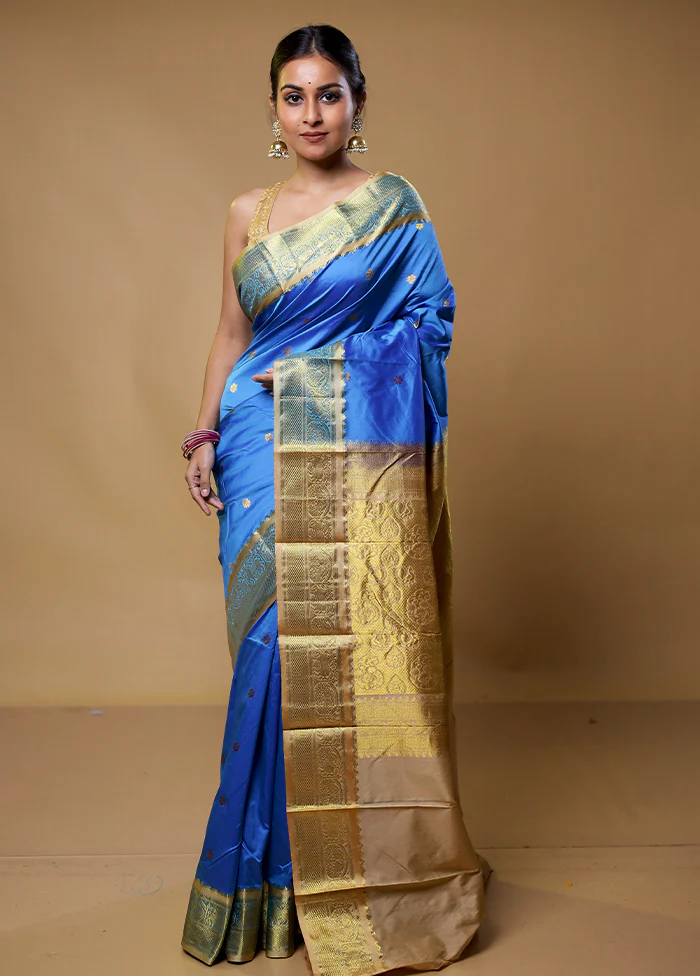 Blue Kanjivaram Silk Saree With Blouse Piece - Image 2