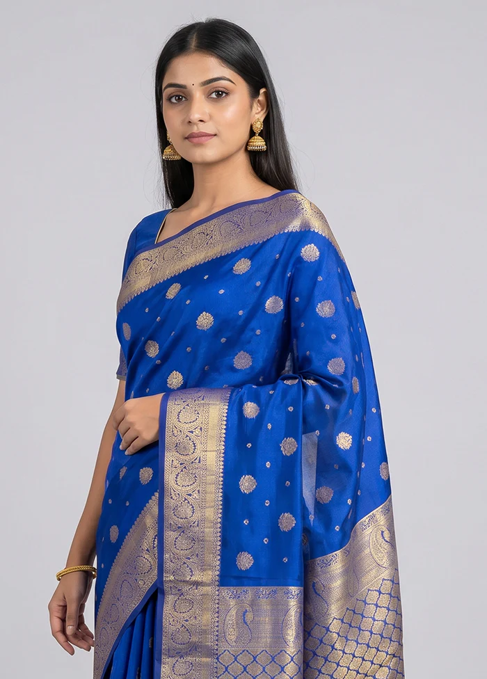 Blue Kanjivaram Silk Saree With Blouse Piece - Image 2