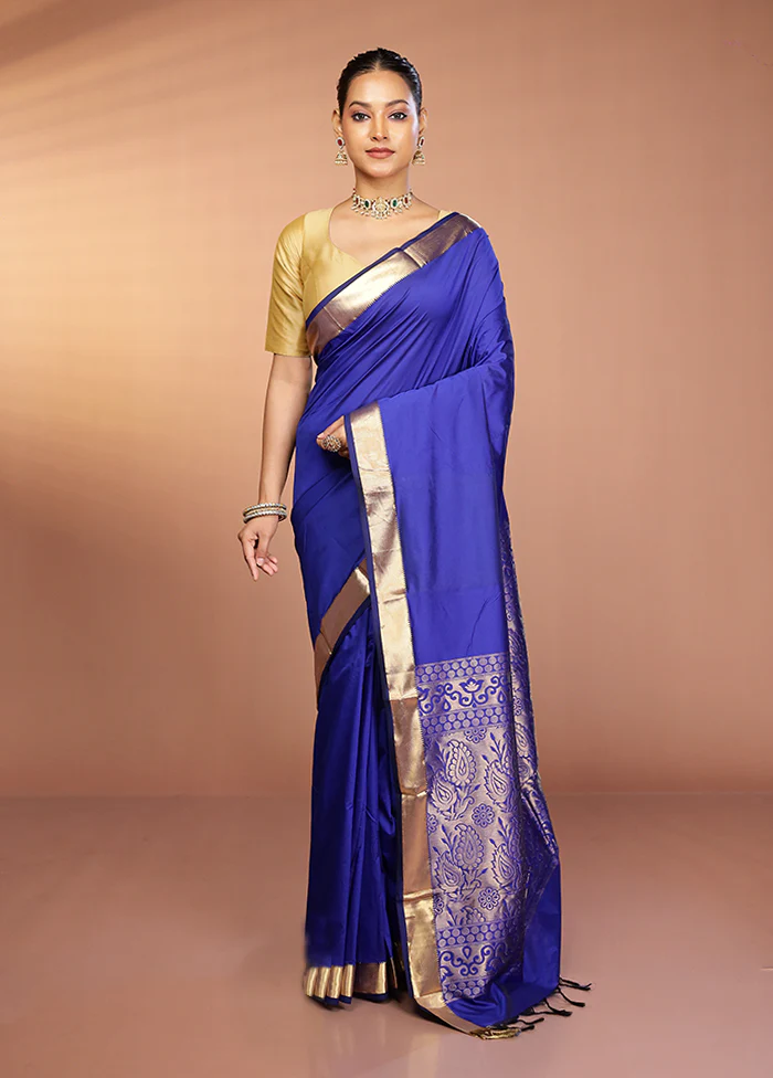 Blue Kanjivaram Silk Saree With Blouse Piece - Image 2
