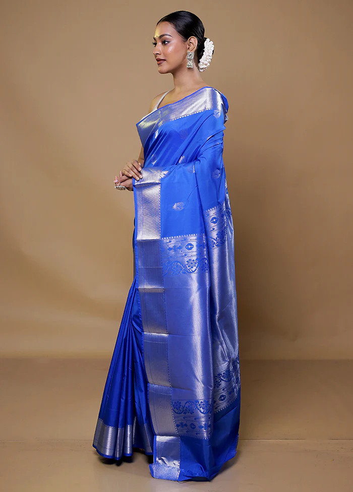 Blue Kanjivaram Silk Saree With Blouse Piece - Image 4