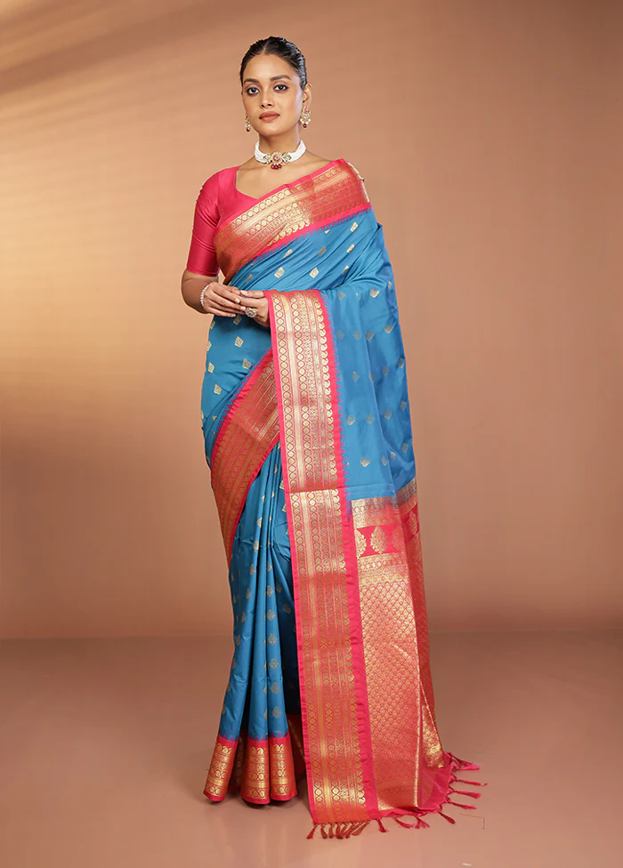 Blue Kanjivaram Silk Saree With Blouse Piece - Image 2