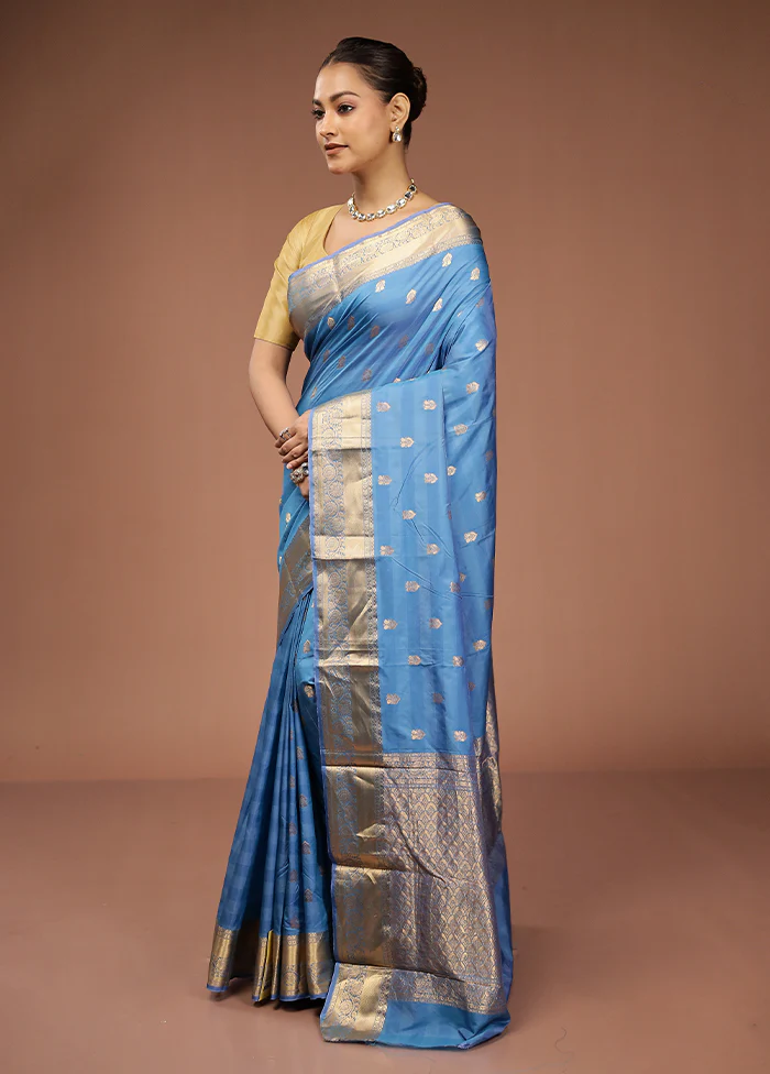Blue Kanjivaram Silk Saree With Blouse Piece - Image 4