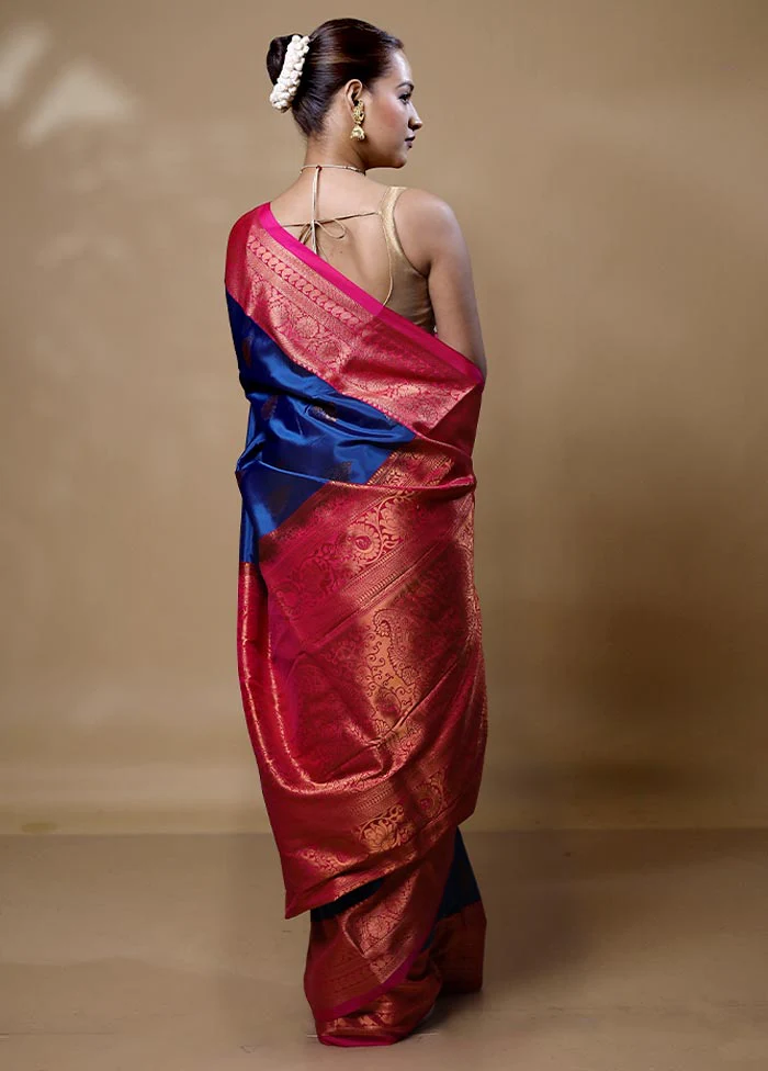 Blue Kanjivaram Silk Saree With Blouse Piece - Image 3