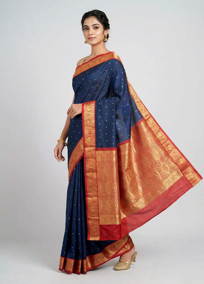 Blue Kanjivaram Silk Saree With Blouse Piece
