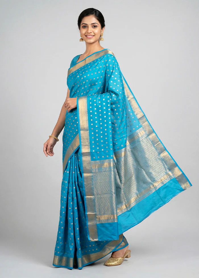 Blue Kanjivaram Silk Saree With Blouse Piece