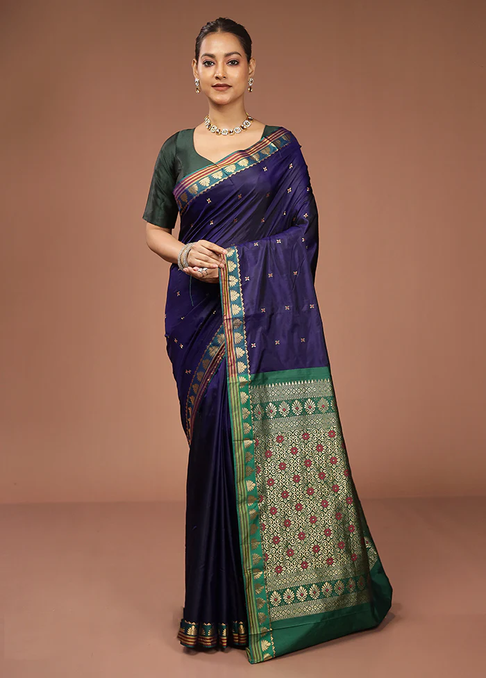Blue Kanjivaram Silk Saree With Blouse Piece - Image 2