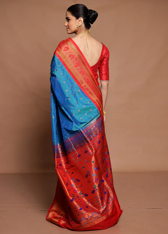 Blue Kanjivaram Silk Saree With Blouse Piece - Image 3