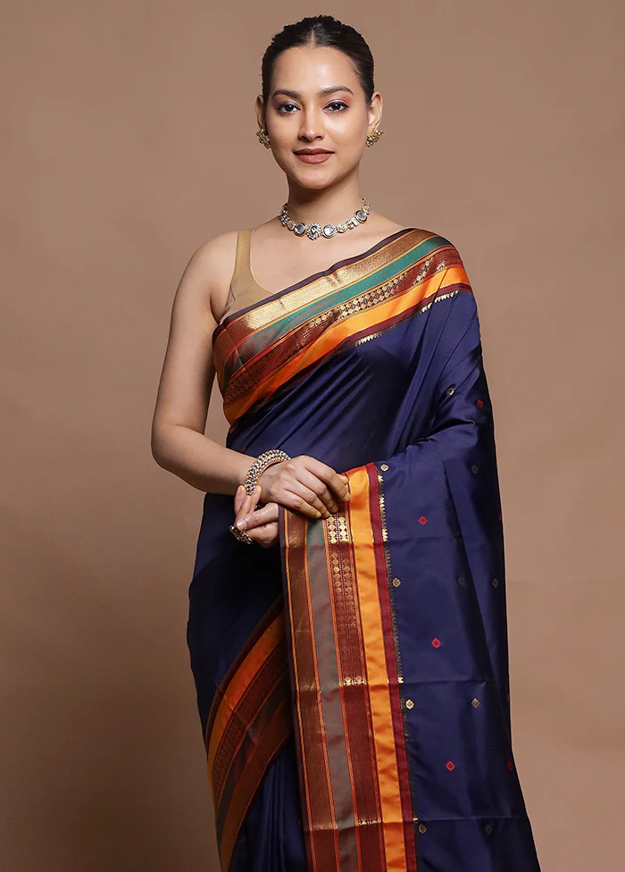 Blue Kanjivaram Silk Saree With Blouse Piece - Image 2