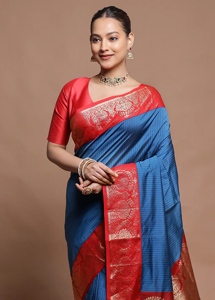 Blue Kanjivaram Silk Saree With Blouse Piece - Image 2
