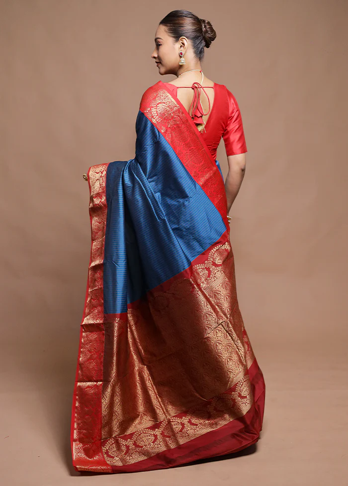 Blue Kanjivaram Silk Saree With Blouse Piece - Image 3