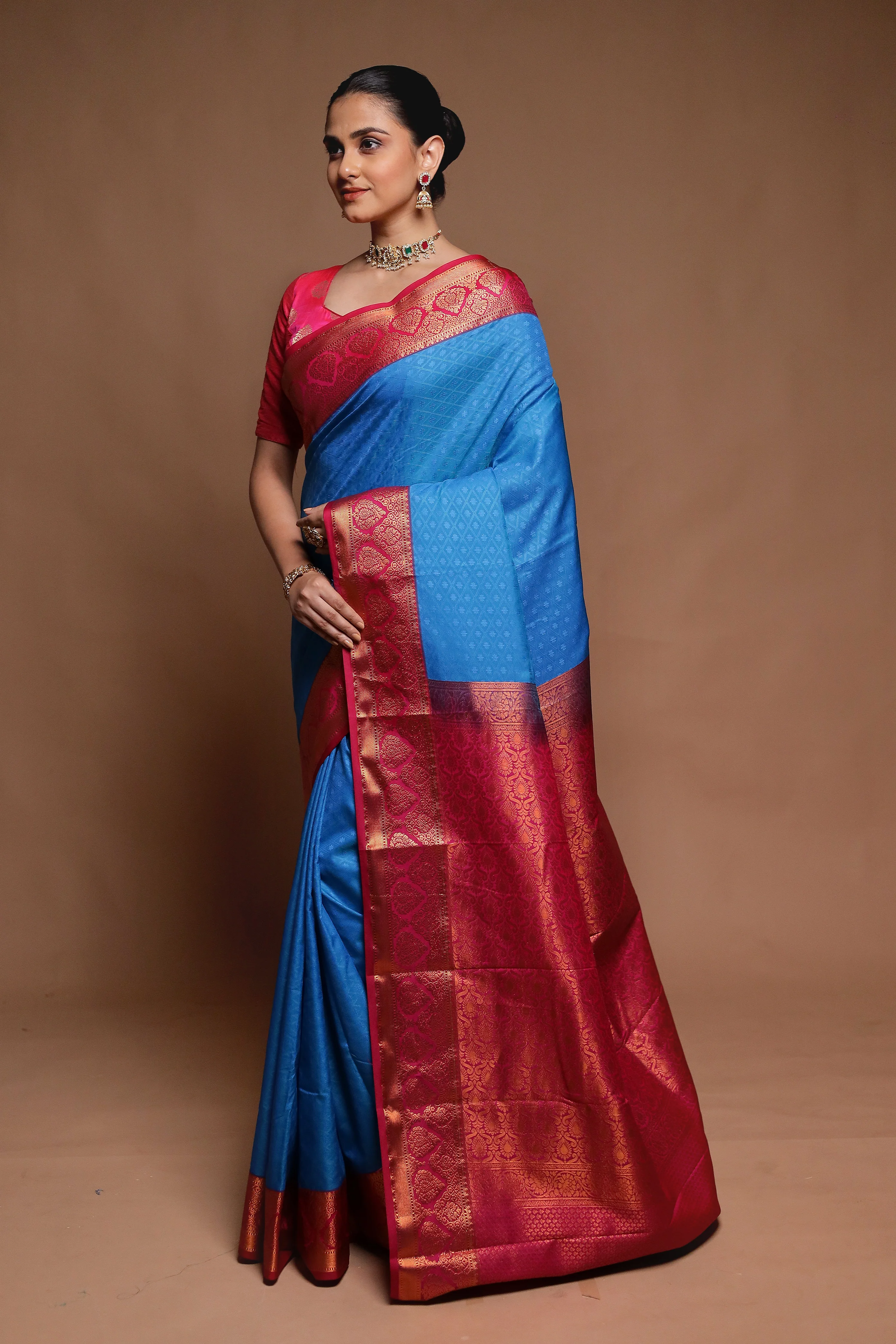 Blue Kanjivaram Silk Saree With Blouse Piece - Image 4