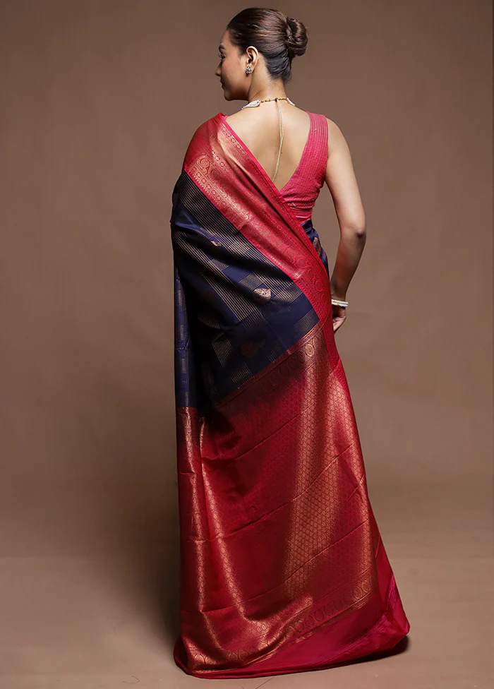 Blue Kanjivaram Silk Saree With Blouse Piece - Image 3