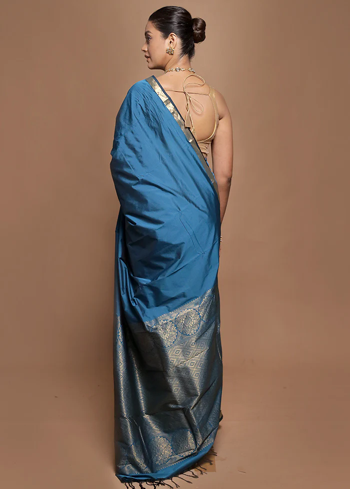 Blue Kanjivaram Silk Saree With Blouse Piece - Image 3