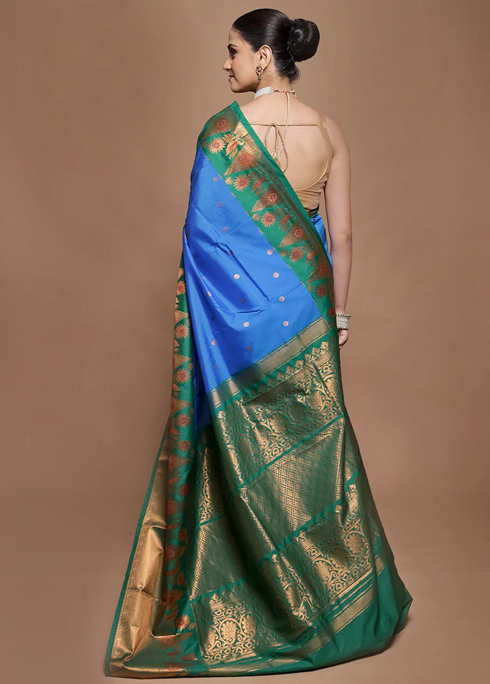 Blue Kanjivaram Silk Saree With Blouse Piece - Image 3