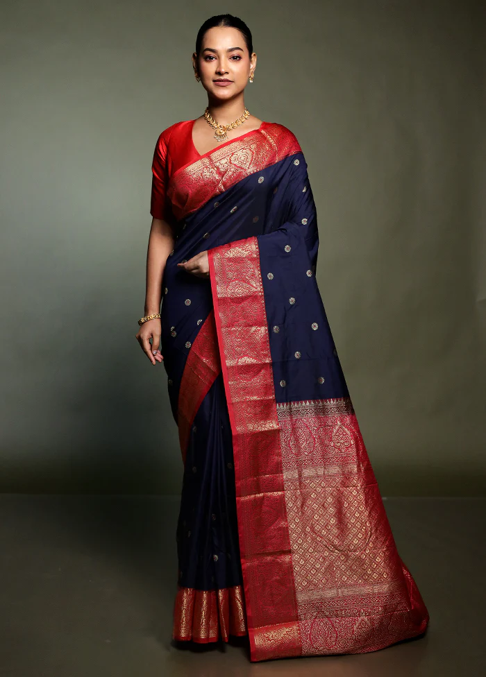 Blue Kanjivaram Silk Saree With Blouse Piece - Image 2