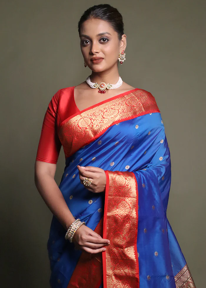 Blue Kanjivaram Silk Saree With Blouse Piece - Image 2