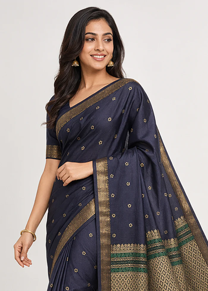 Blue Kanjivaram Silk Saree With Blouse Piece - Image 2