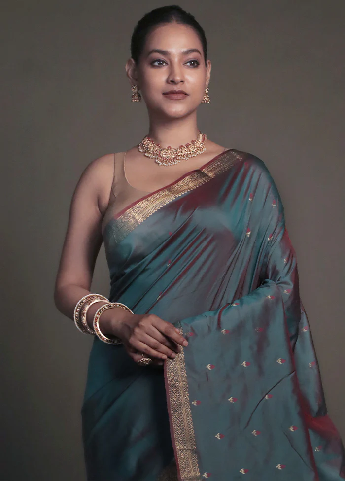 Blue Kanjivaram Silk Saree With Blouse Piece - Image 2