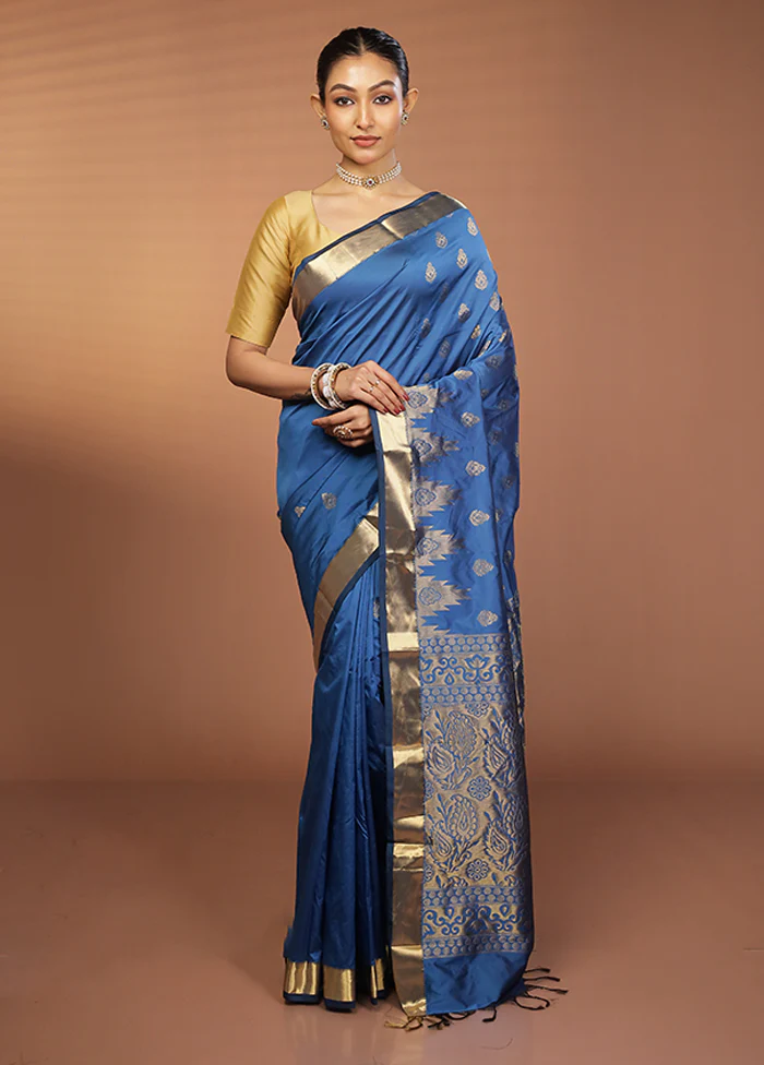 Blue Kanjivaram Silk Saree With Blouse Piece - Image 2